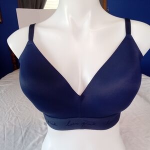 Victoria's Secret PINK Wear Everywhere Wireless Lightly Lined Bra 36DD Navy Blue